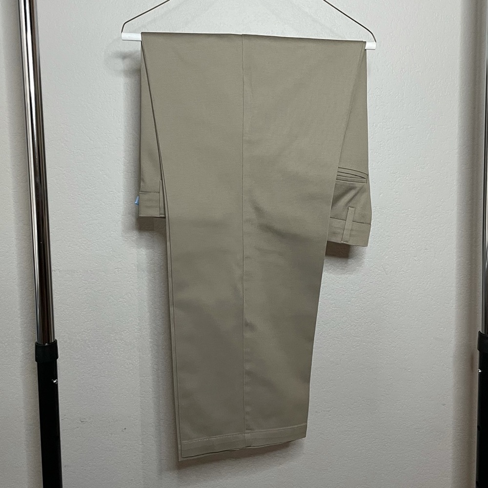 Dockers Pants